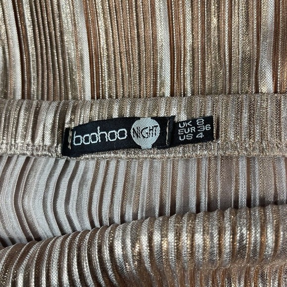 Women Metallic Golden Midi Skirt Size 4 Pleated Stretch - Picture 9 of 11